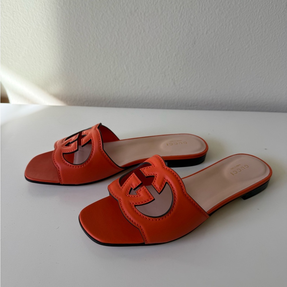 Gucci Women's Orange Slide Sandals - Picture 5 of 7